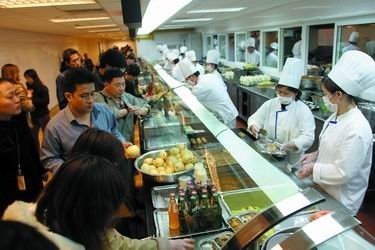 沙井工廠食堂承包與蔬菜配送公司的餐飲企業管理策略